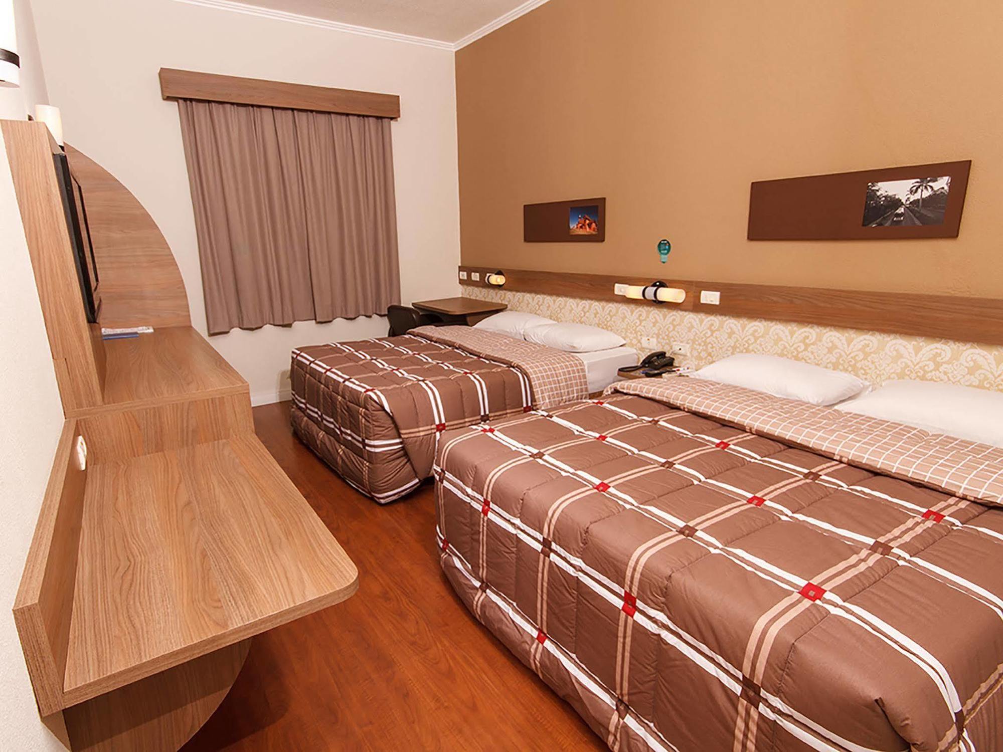 Hotel 10 Itajai/Navegantes المظهر الخارجي الصورة